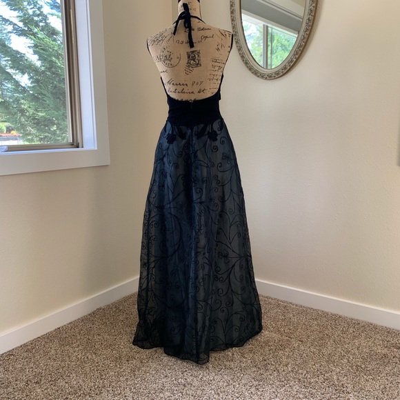 Nicole Bakti full length black dress, Small - Picture 6 of 12